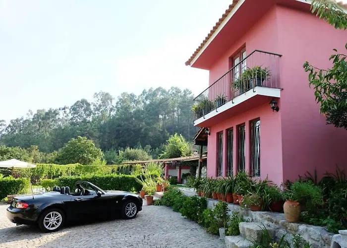 Leiras De Candoz Douro Valley *