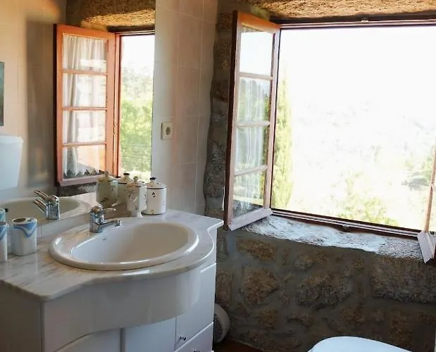 Holiday home Leiras De Candoz Douro Valley *